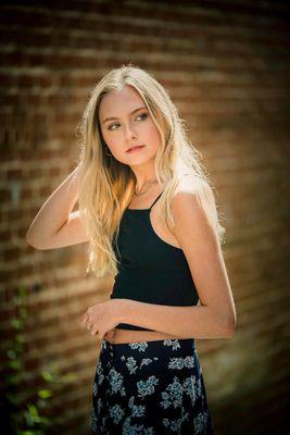 Atlanta model with a long blondie hair - M2M Pics Photography or m2mpics is an Affordable Portrait Photography Alpharetta, Atlanta