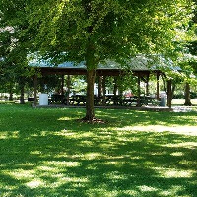 shelter and picnic tables