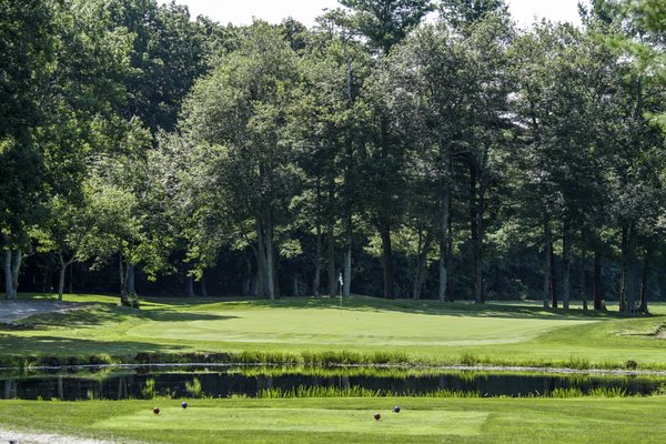 Joe & Leigh's Pine Oaks Golf Course