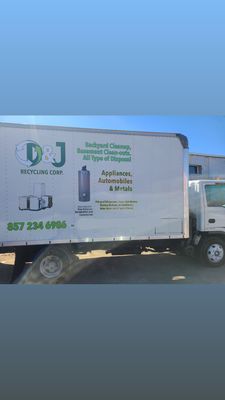 D&J Recycling is a licensed recycling contractor, serving homeowners, commercial and residential propertymanagers, contractors, realtors,etc