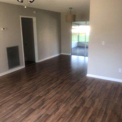 Tampa Flooring installer