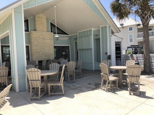 Shaded patio overlooking the pool