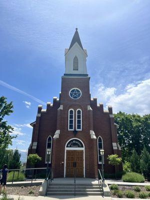 White Memorial Chapel