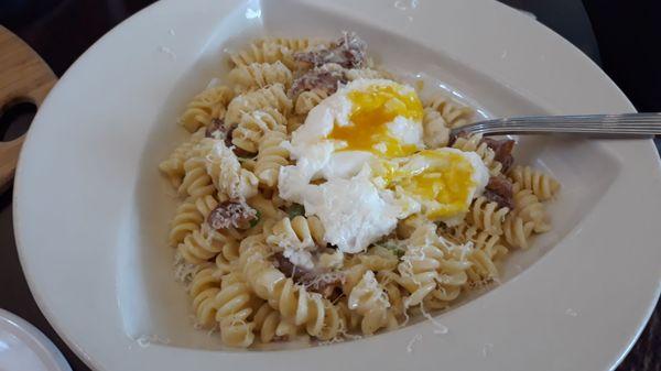 Fusilli carbonara