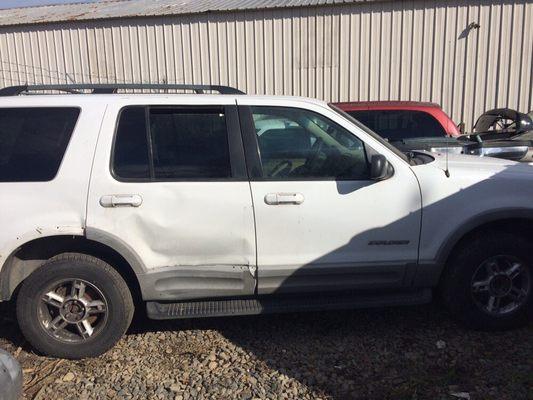 02 Ford Explorer all parts Available