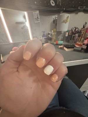 The nails are no where near the photo