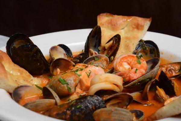 Zuppa di Pesce: Mixed Seafood Soup in a Light Tomato Broth