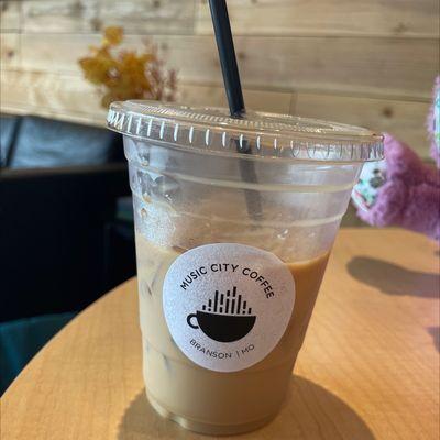 Iced Vanilla Latte