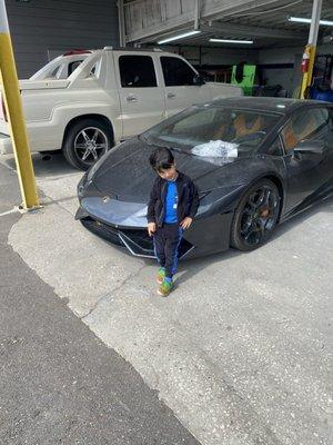 Completed repairs to the Lamborghini Huracan, fully restored back to normal. Little man is happy to get his fathers car back