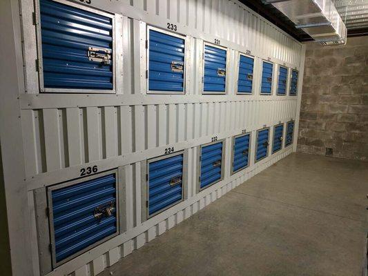 Climate control units lockers