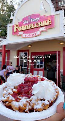 Six Flag funnel cake corner