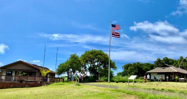 Ranger station (left) and lua (right) Oct 23, 2019