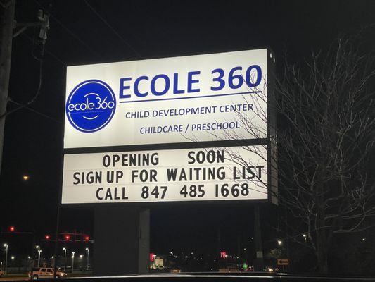 Ecole 360 Grand Opening Sign