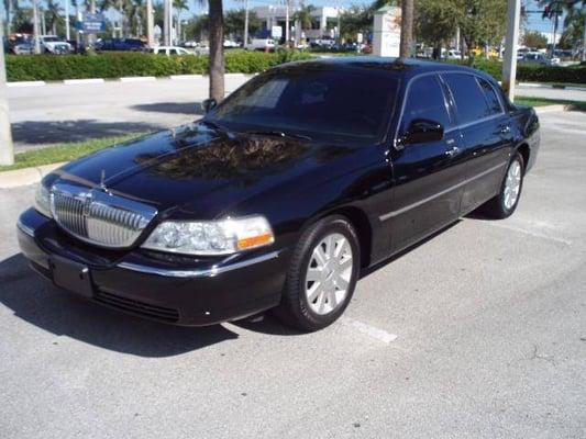 Executive Lincoln Town Car