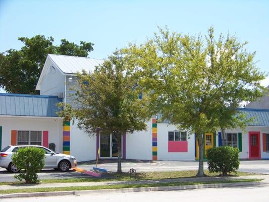 A delightful preschool on a quiet street close to the Cape Coral bridge