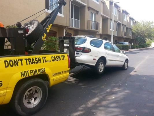 We buy junk cars west palm beach Florida and the surrounding cities