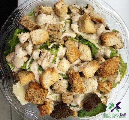 Customise your salad at Siminho's Deli!