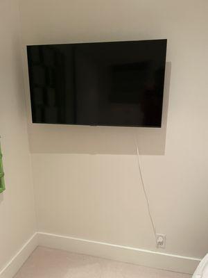 TV wall mounting