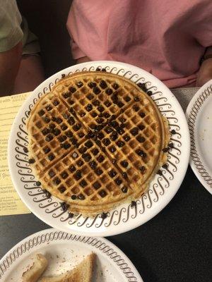 Waffle (single) with chocolate chips