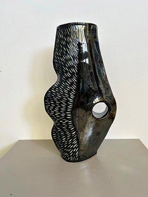 Black hole ceramic vase 17"