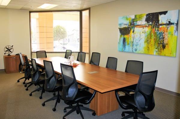 Large Conference Room - Seats 12