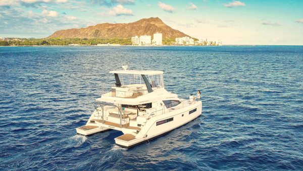 Waikiki with MANA Cruises is epic!