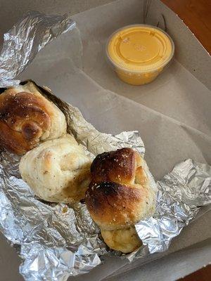 Garlic Knots (3)