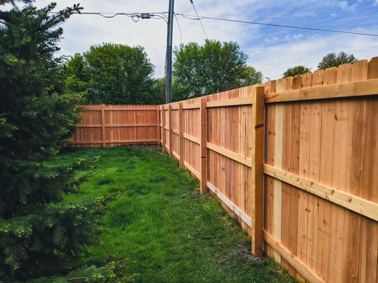 Wood privacy fence