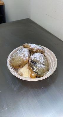 Fried Oreos a la mode