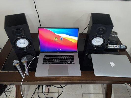 Yamaha studio monitors/ MacBook Pro / dual performance mics