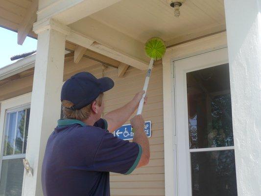 Services vary depending on the time of year. Our fall service targets spiders and spider webs with web cleaning.