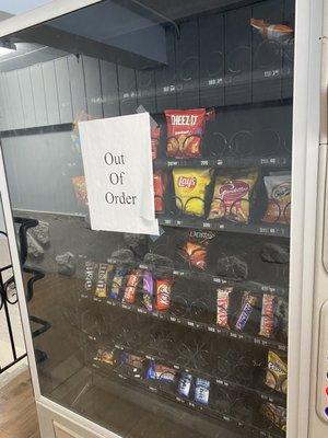 Broken vending .