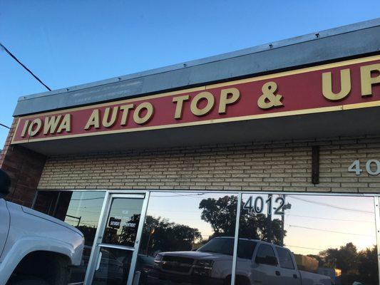 Iowa Auto Top & Upholstery