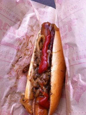 $6 turkey dog. Mediocre. Prefer top dog for 1/2 the price.