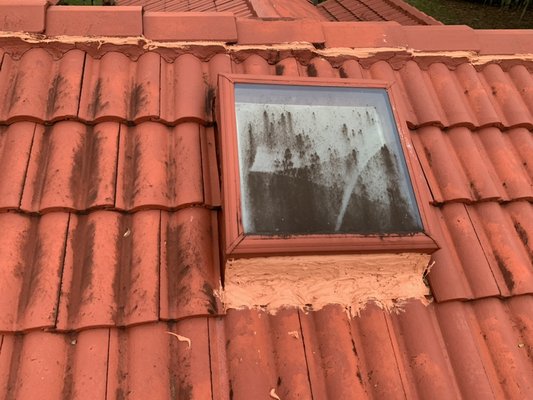 Sealed Skylight (Tile Roof)