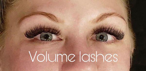 Volume lash extensions