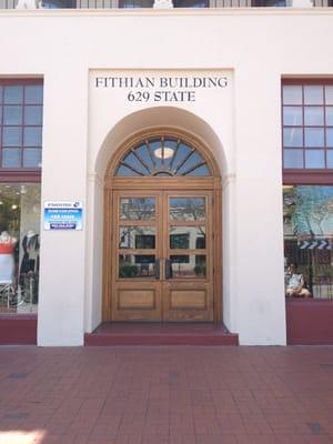 Entrance to Filthian Building at 629 Sate St.