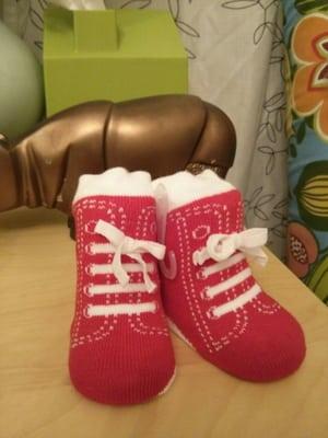 Cutesy sockies for the little one