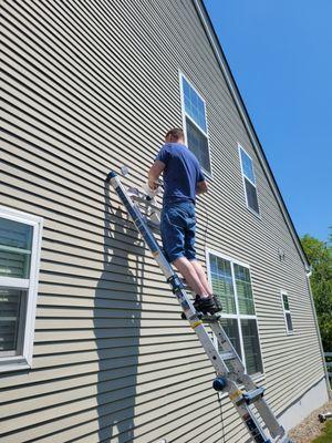 Bathroom vent exhaust installation