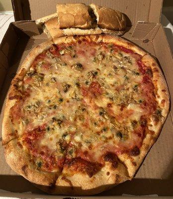 Cheese Pizza with Clams, Garlic Bread - Great attempt at a circle guys