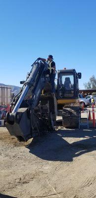 Hydraulic cylinder repair