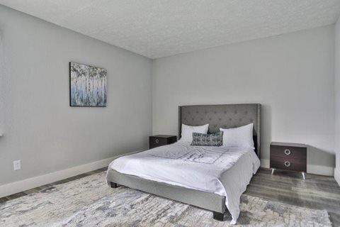 Newly renovated bedroom at Scarlet Pointe Apartment Homes located in Charlotte, NC.