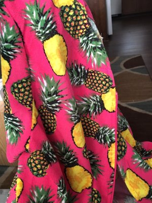 Fun juicy pineapple print.