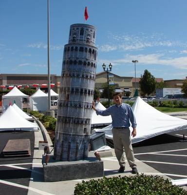 Scale model of the Leaning Tower of Pisa