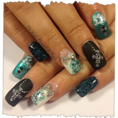 Cervical cancer awareness nails