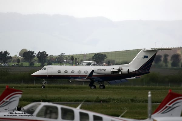 1984 Gulfstream Aerospace G1159B arriving