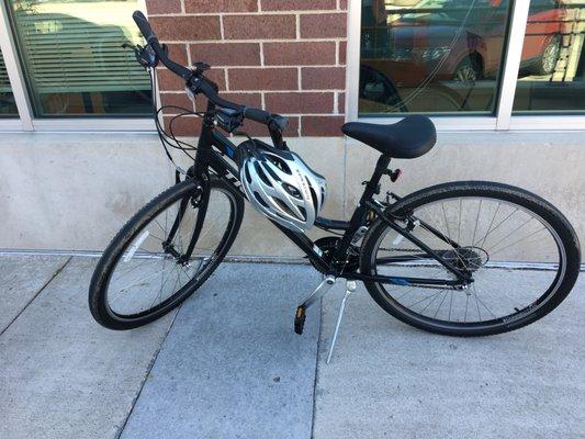 Rent one of our bicycles (along with a helmet and bike lock) and take a ride down the nearby Mississippi trails.