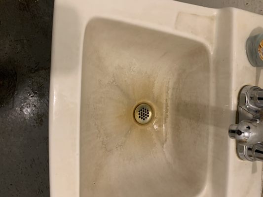 A filthy sink