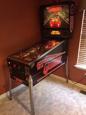 Pinball machine nestled its new home on the 3rd floor. Easy for the BigJ crew. Outstanding!!