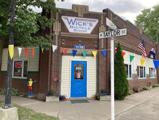 WICK'S Bicycle Shop 203 W Taylor St, Grant Park, IL 60940 815-549-5515